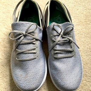 You by Sketchers waking shoe